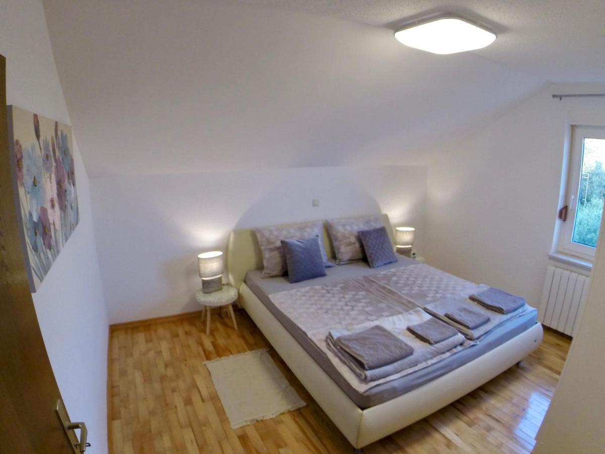 ז'סניסה Holiday Apartment Lavanda Sumpetar מראה חיצוני תמונה